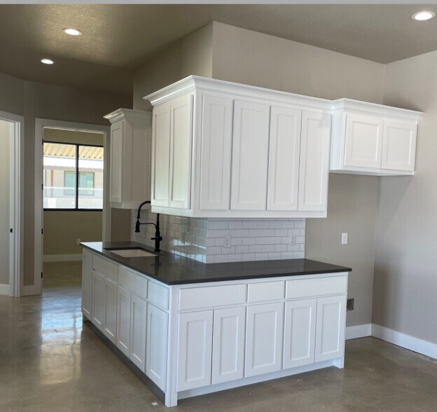 More Photos Of 116 Nxne Dr, Hutto Unknown For Lease