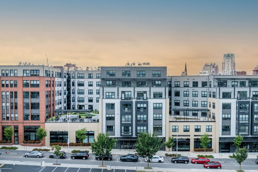 More Photos Of 125 Clifford St, Providence Apartments For Lease