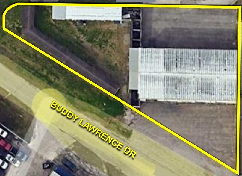More Photos Of 3022 Buddy Lawrence Dr, Corpus Christi Service For Sale