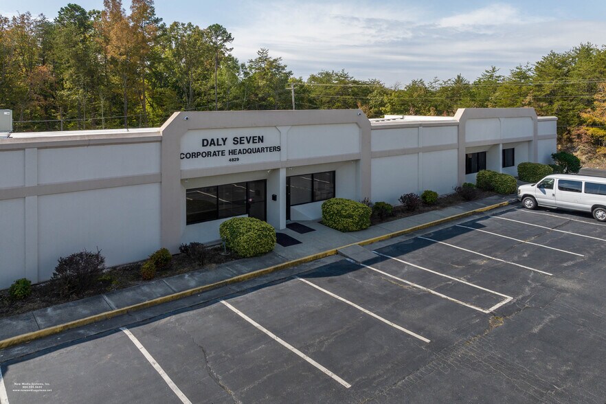 More Photos Of 4819-4829 Riverside Dr, Danville Office For Lease