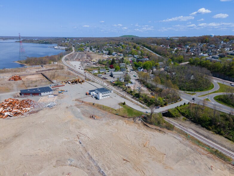 More Photos Of 1 New St, Fall River Land For Lease