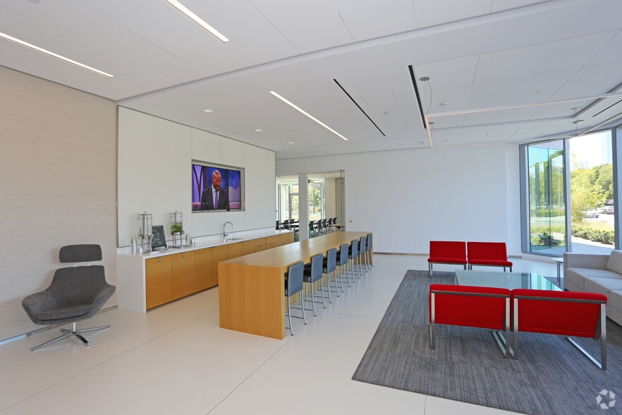 More Photos Of 535-575 Anton Blvd, Costa Mesa Unknown For Lease