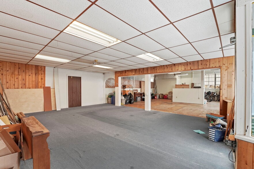 More Photos Of , Spokane General Retail For Sale