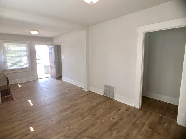 More Photos Of 2364 S Broadway, Denver Office Residential For Lease
