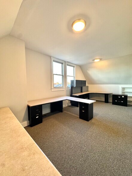 More Photos Of 217-231 N Main St, Plymouth Medical For Sale