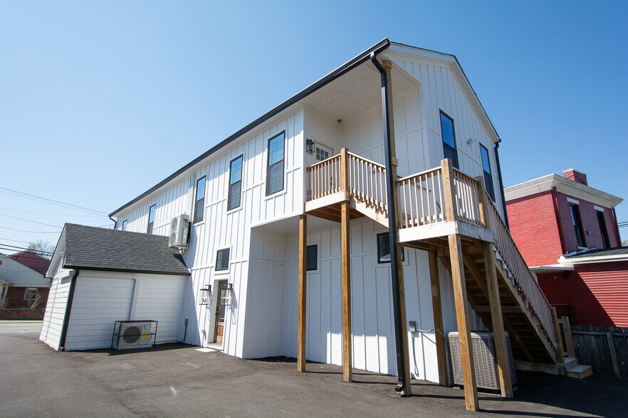 More Photos Of 1807 Brownsboro Rd, Louisville Office For Sale