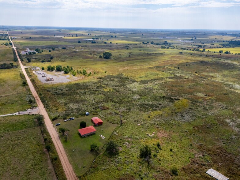 More Photos Of Helton Ranch, Briscoe Land For Sale
