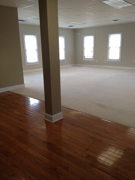 More Photos Of 51 Grove St, Chester Office For Lease