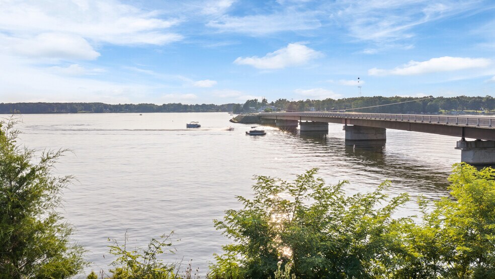 More Photos Of 17000 Mahoning ave, Lake Milton Restaurant For Sale