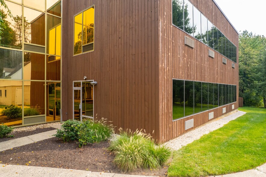 More Photos Of 901 E 8th Ave, King Of Prussia Office For Sale