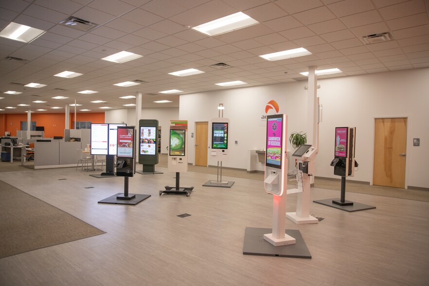 More Photos Of 5490 Campbells Run Rd, Pittsburgh Flex For Lease