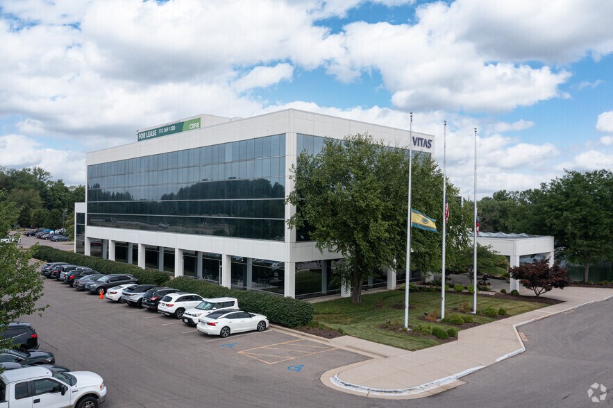 More Photos Of 11500 Northlake Dr, Cincinnati Office For Lease