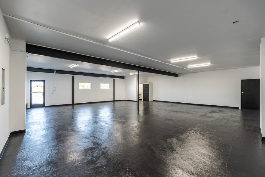 More Photos Of 610 E Broadway Ave, Moses Lake Freestanding For Lease