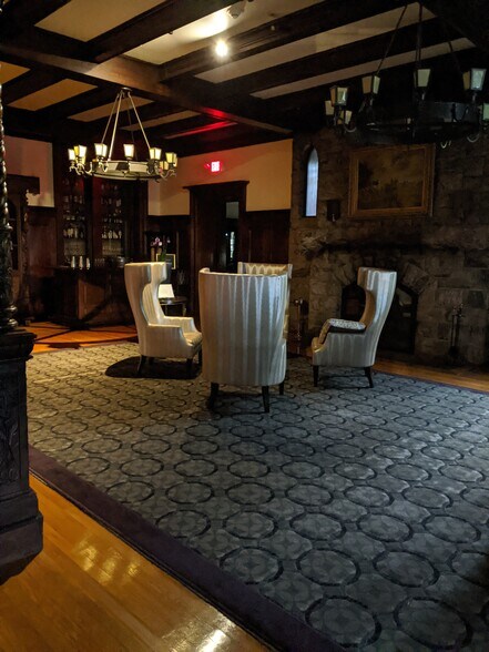 More Photos Of 400 Benedict Ave, Tarrytown Hotel For Lease