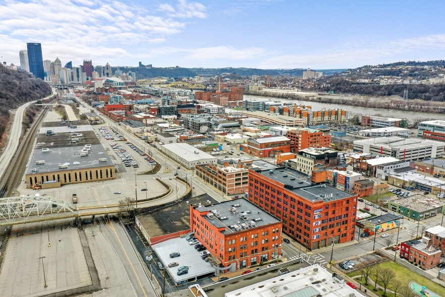 More Photos Of 2828-2840 Liberty Ave, Pittsburgh Office For Lease