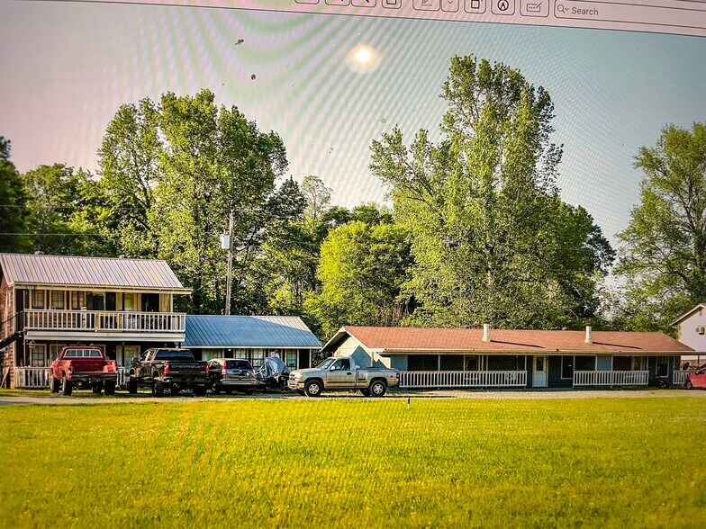 More Photos Of 505 Bub Hayner Rd, Karnack Apartments For Sale