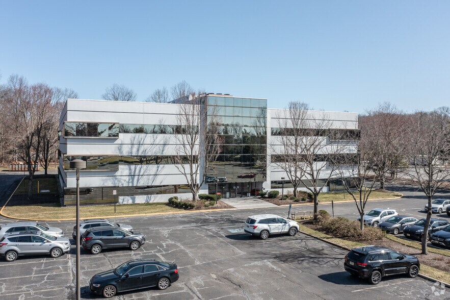 More Photos Of 4390 Route 1 N, Princeton Office For Lease