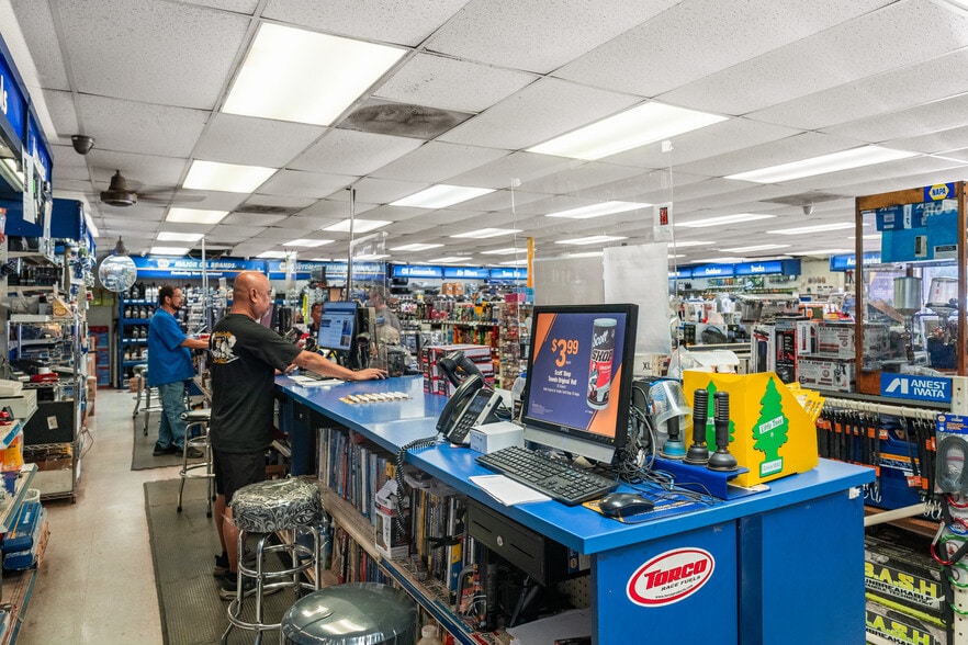 More Photos Of 4004 Rice St, Lihue Warehouse For Sale