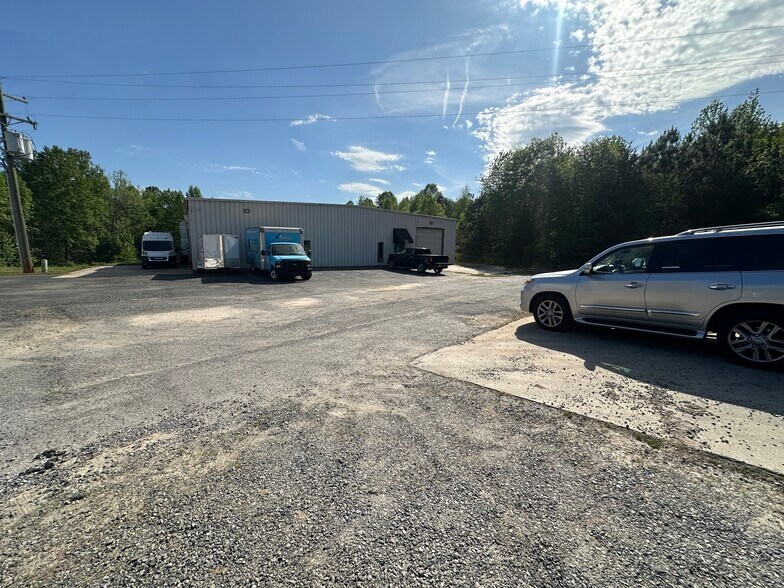 More Photos Of 4377 Dallas Cherryville Hwy, Bessemer City Industrial For Lease