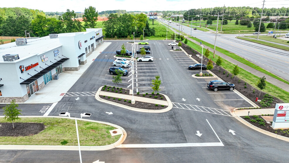 Primary Photo Of 10878 County Line Rd, Madison General Retail For Lease