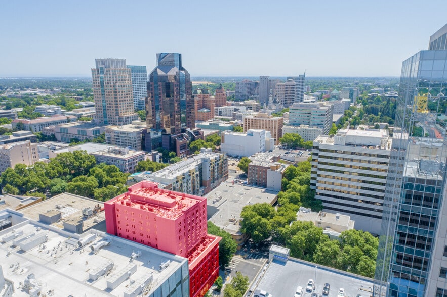 More Photos Of 1122 7th St, Sacramento Hotel For Lease