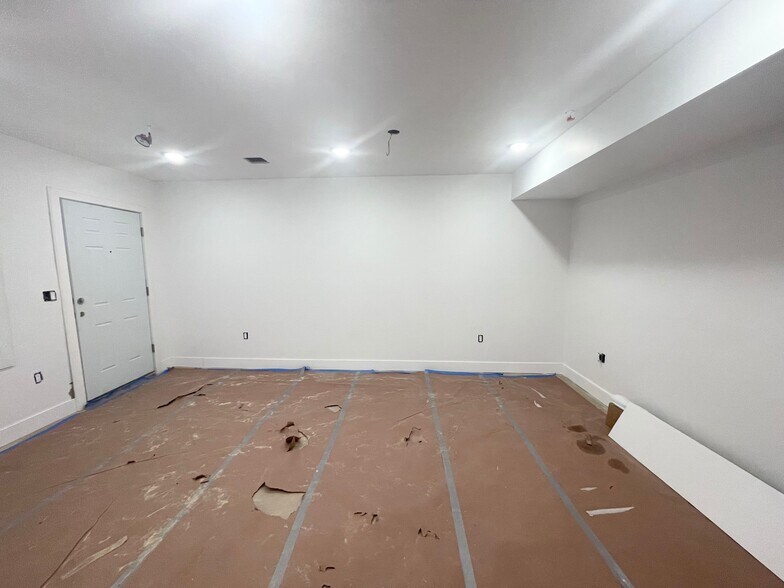 More Photos Of 514 39th St, Union City Apartments For Sale