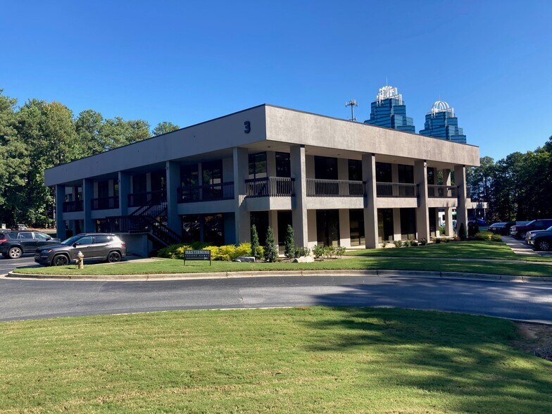 More Photos Of 5825 Glenridge Dr NE, Sandy Springs Unknown For Lease