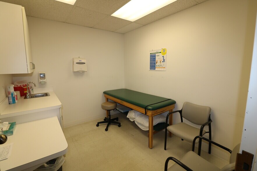 More Photos Of 34 Executive Dr, Norwalk Medical For Sale