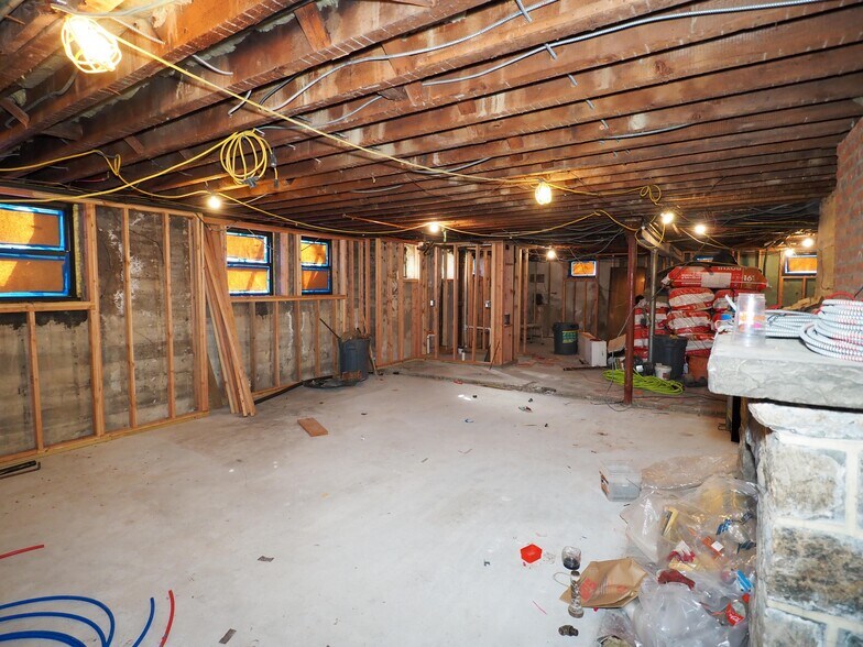 More Photos Of 78 Hart Blvd, Staten Island Rehabilitation Center For Lease