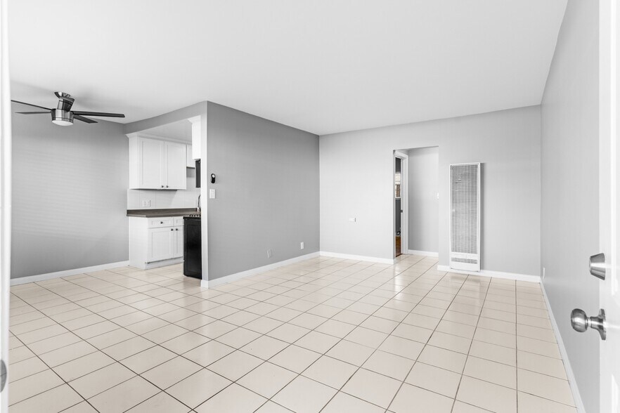 More Photos Of 1106 Pacific Ave, Long Beach Apartments For Sale