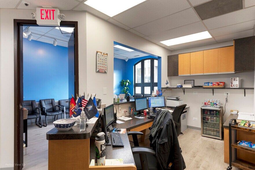 More Photos Of 720 Lake St, Oak Park Medical For Sale