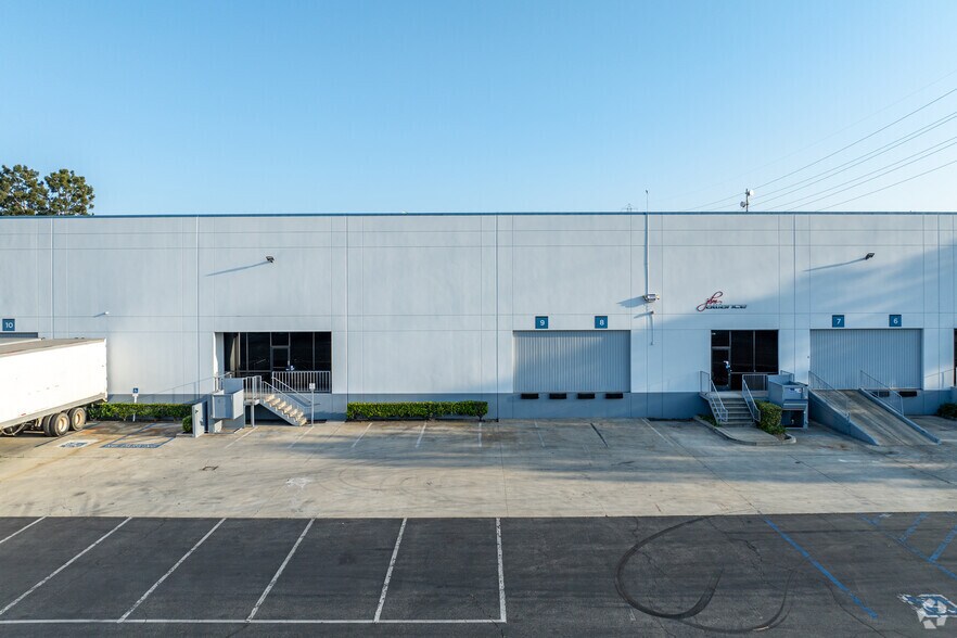 More Photos Of 5981-5999 Malburg Way, Vernon Warehouse For Lease