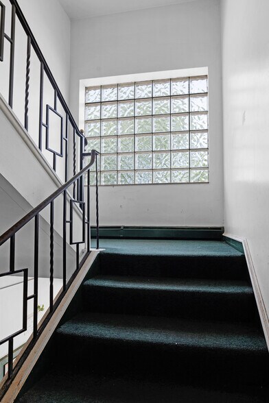 More Photos Of 3638 W 117th St, Cleveland Apartments For Sale