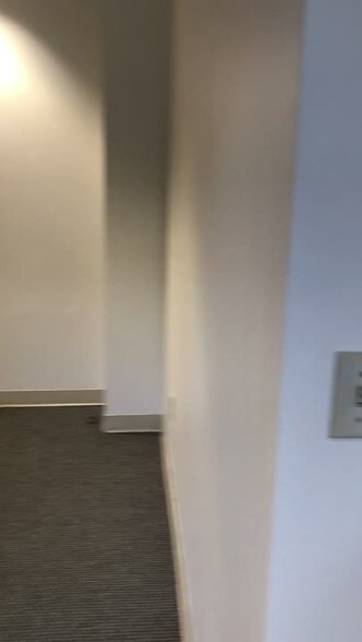 More Photos Of 17175 SW Tualatin Valley Hwy, Beaverton Medical For Lease