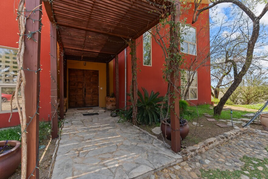 More Photos Of 961 El Pico Rd, Laredo Land For Sale