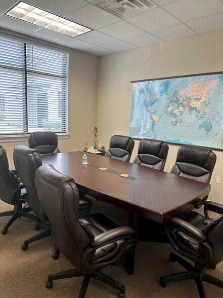 More Photos Of 12440 Emily Ct, Sugar Land Office For Lease