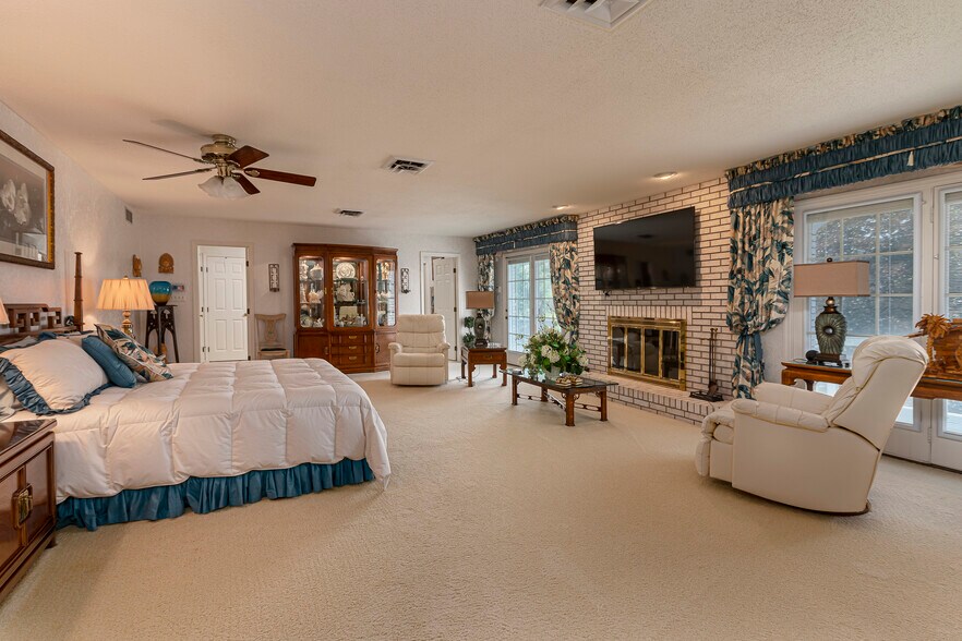 More Photos Of 15866 Moellers Rd, Marion Specialty For Sale