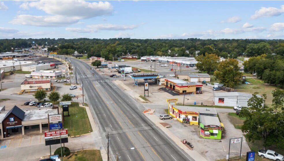More Photos Of 508 S Timberland Dr, Lufkin General Retail For Sale