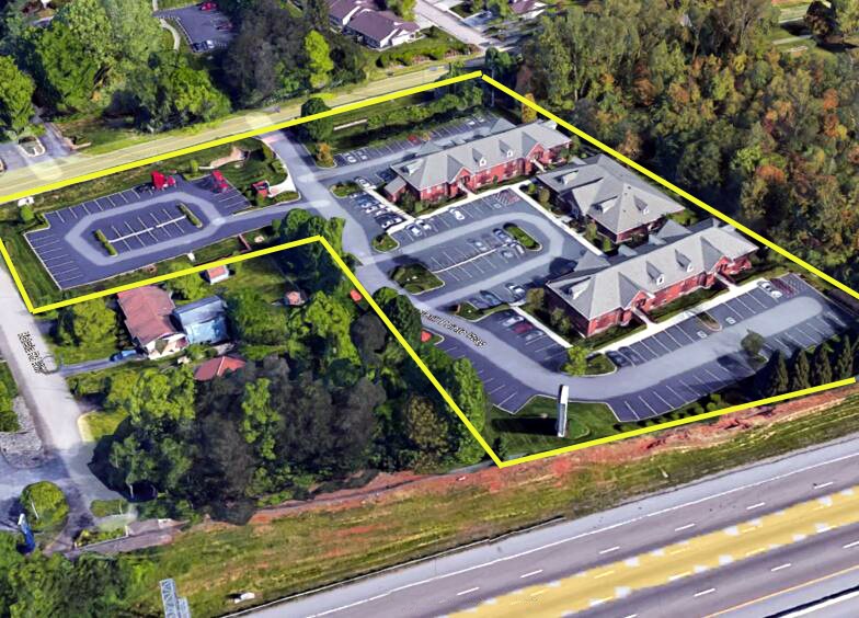 More Photos Of 1376-1378 Papermill Pointe Way, Knoxville Coworking Space