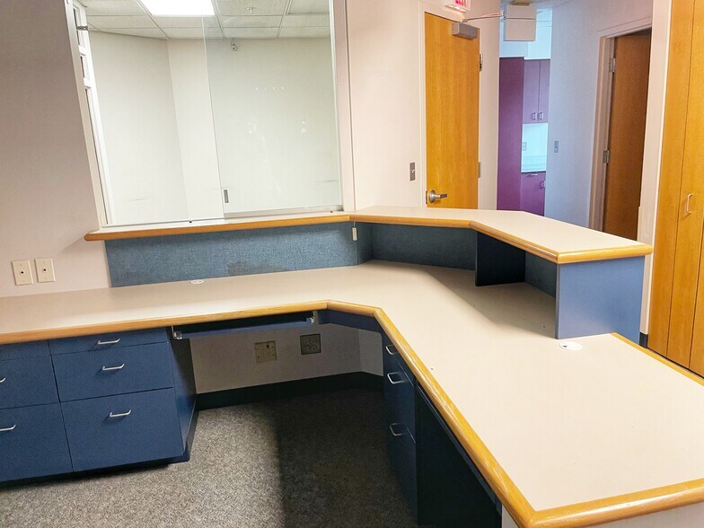 More Photos Of 1170 E Belvidere Rd, Grayslake Medical For Lease