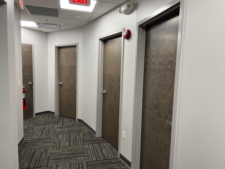 More Photos Of 13704 Village Lakeview Ave, Windermere, FL 34786, Windermere Medical For Lease