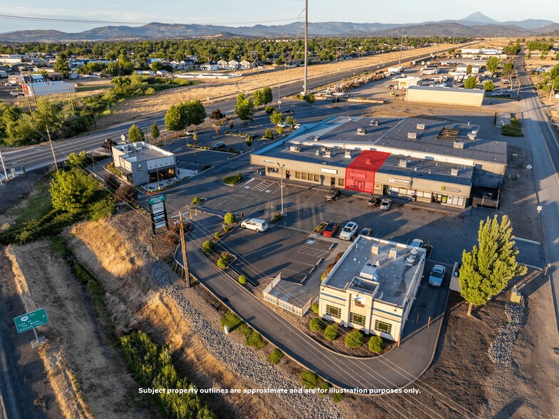 More Photos Of 7338 Crater Lake Hwy, White City Freestanding For Sale