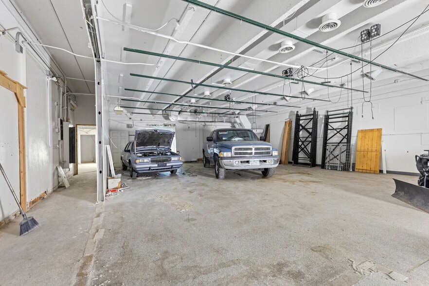 More Photos Of 5595 Arapahoe Ave, Boulder Light Manufacturing For Sale