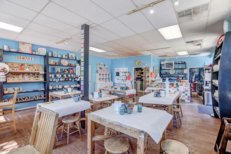 More Photos Of 100 W High St, Oxford Storefront Retail Residential For Sale