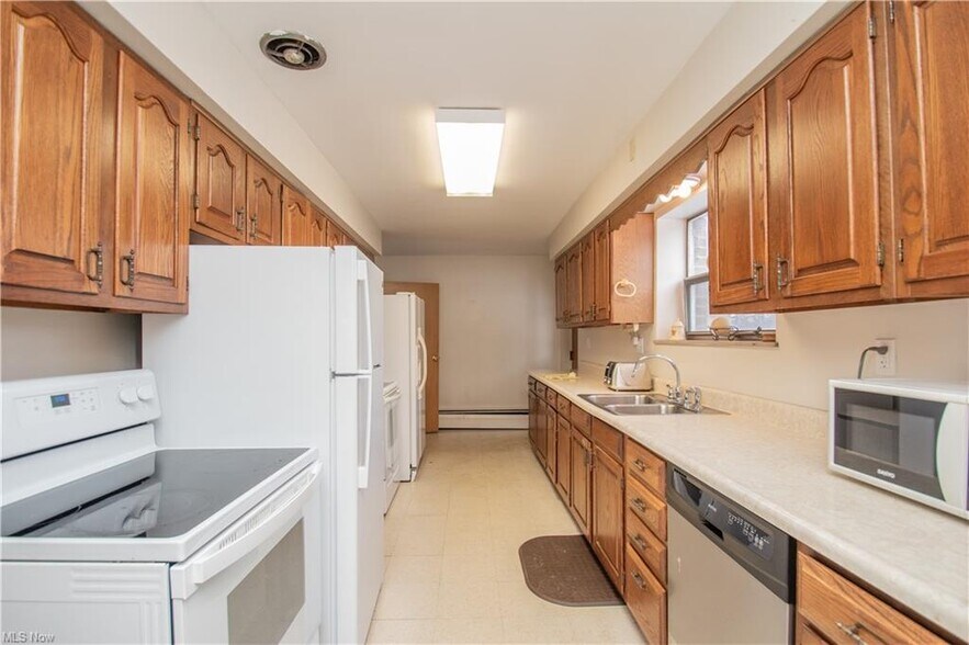 More Photos Of 335 W 5th St, East Liverpool Religious Facility For Sale