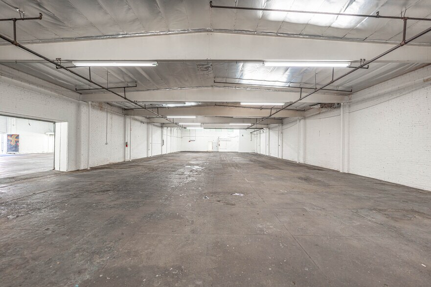 More Photos Of 1241 S Hope St, Los Angeles Warehouse For Lease