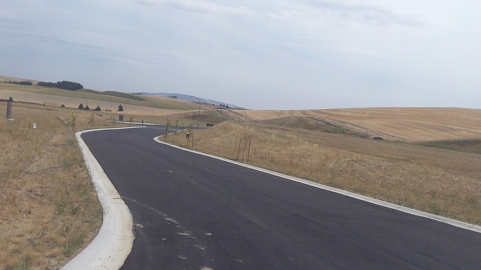 More Photos Of 2035 SE Grande Ronde Ct, Pullman Land For Sale
