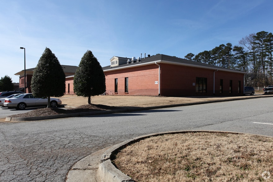 More Photos Of 1900 Riverside Pky, Lawrenceville Medical For Sale