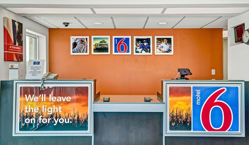 More Photos Of 111 Circle Rd, Big Springs Hotel For Sale