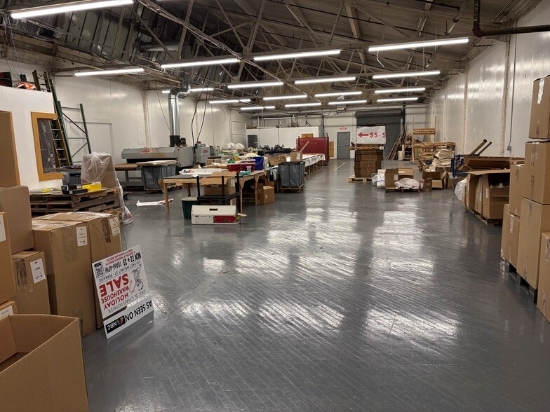 More Photos Of 410 E Walnut St, Perkasie Manufacturing For Lease